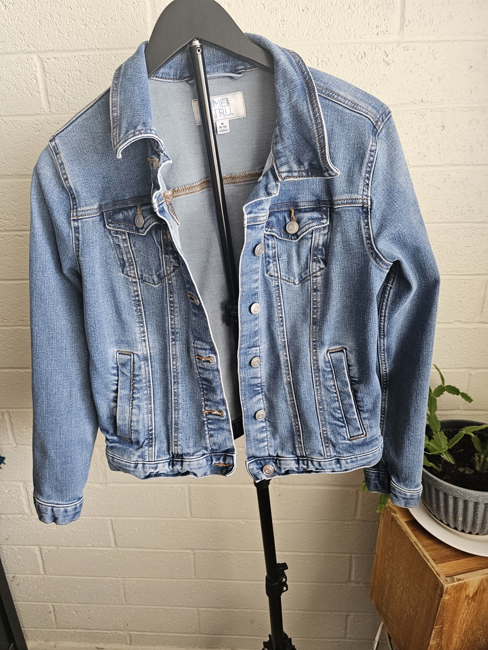 Time and Tru Light Blue Denim Jacket - Women's Jean Trucker